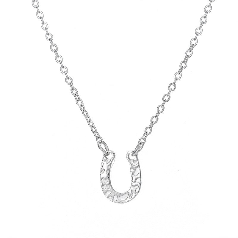 Hammered U-shape necklace 150 Silver