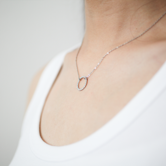 Hammered circle necklace 155 Silver