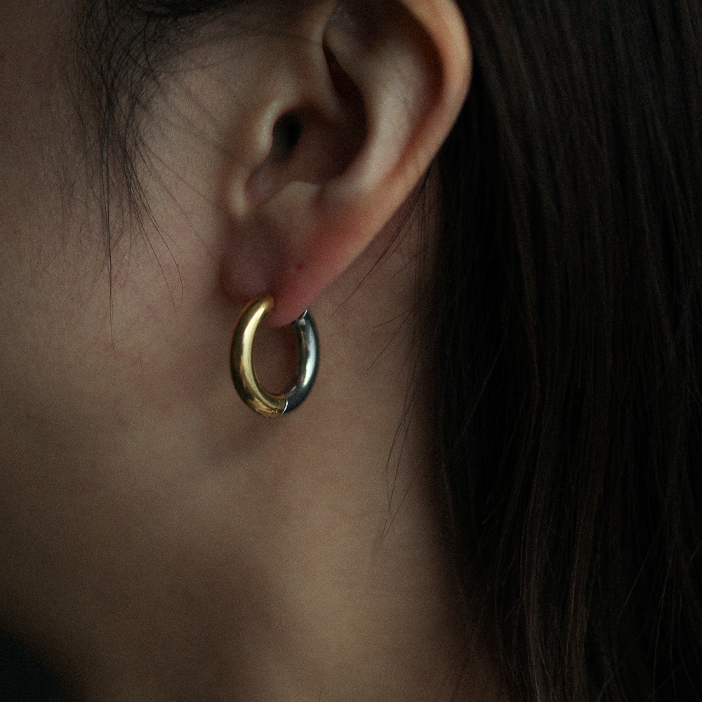 Dual tone hoop pierce 128 Combi – Sai | Official online store