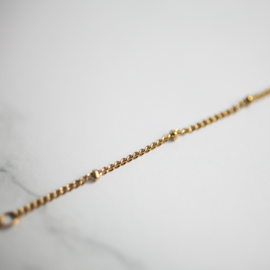 Tiny dot chain necklace 131 Gold
