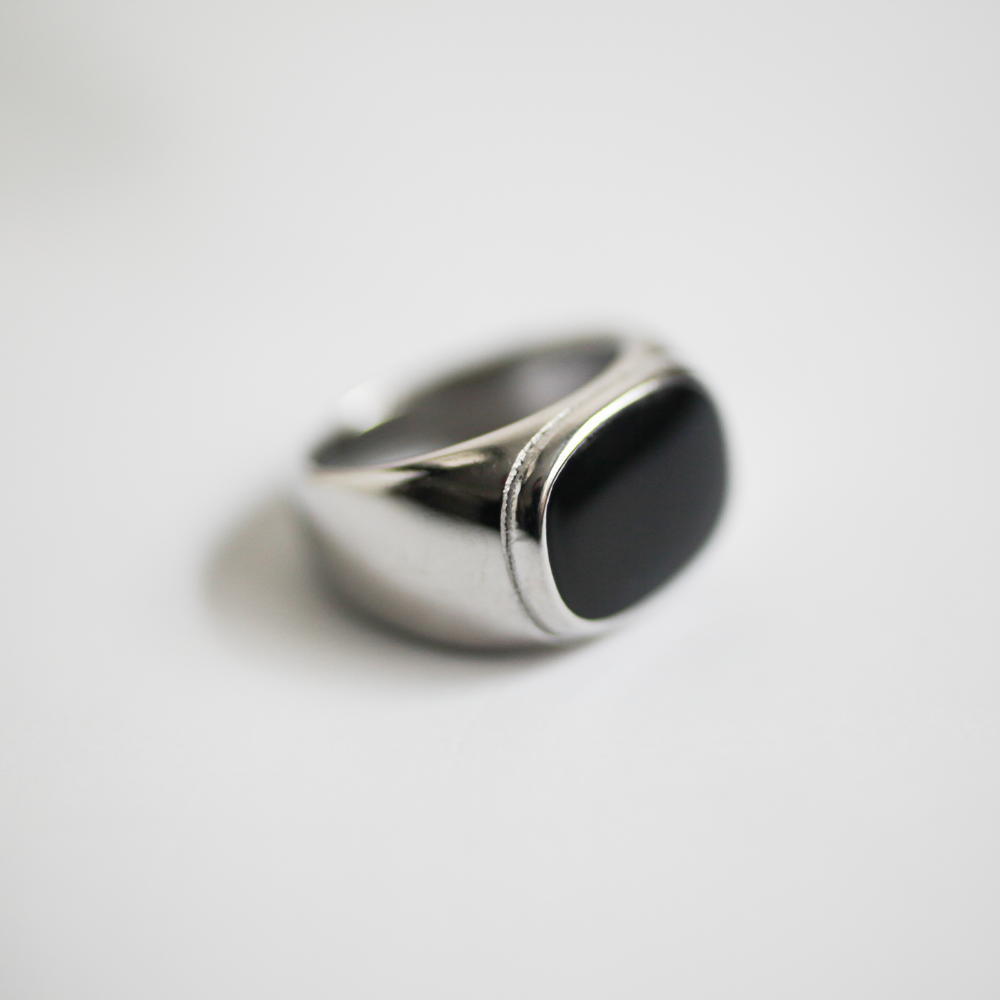 Black rectangle ring 153 Silver