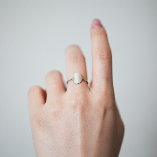 Plain oval ring 149 Silver