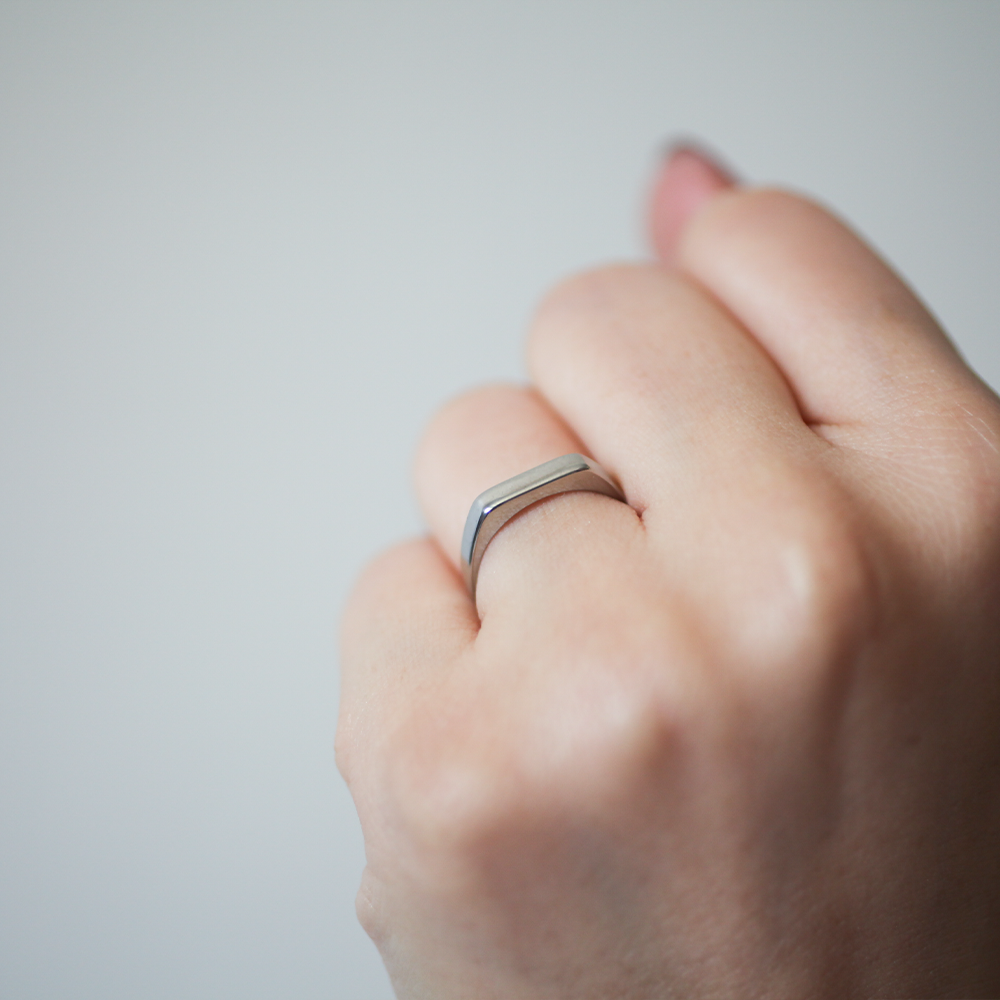 Edge line ring 061 Silver