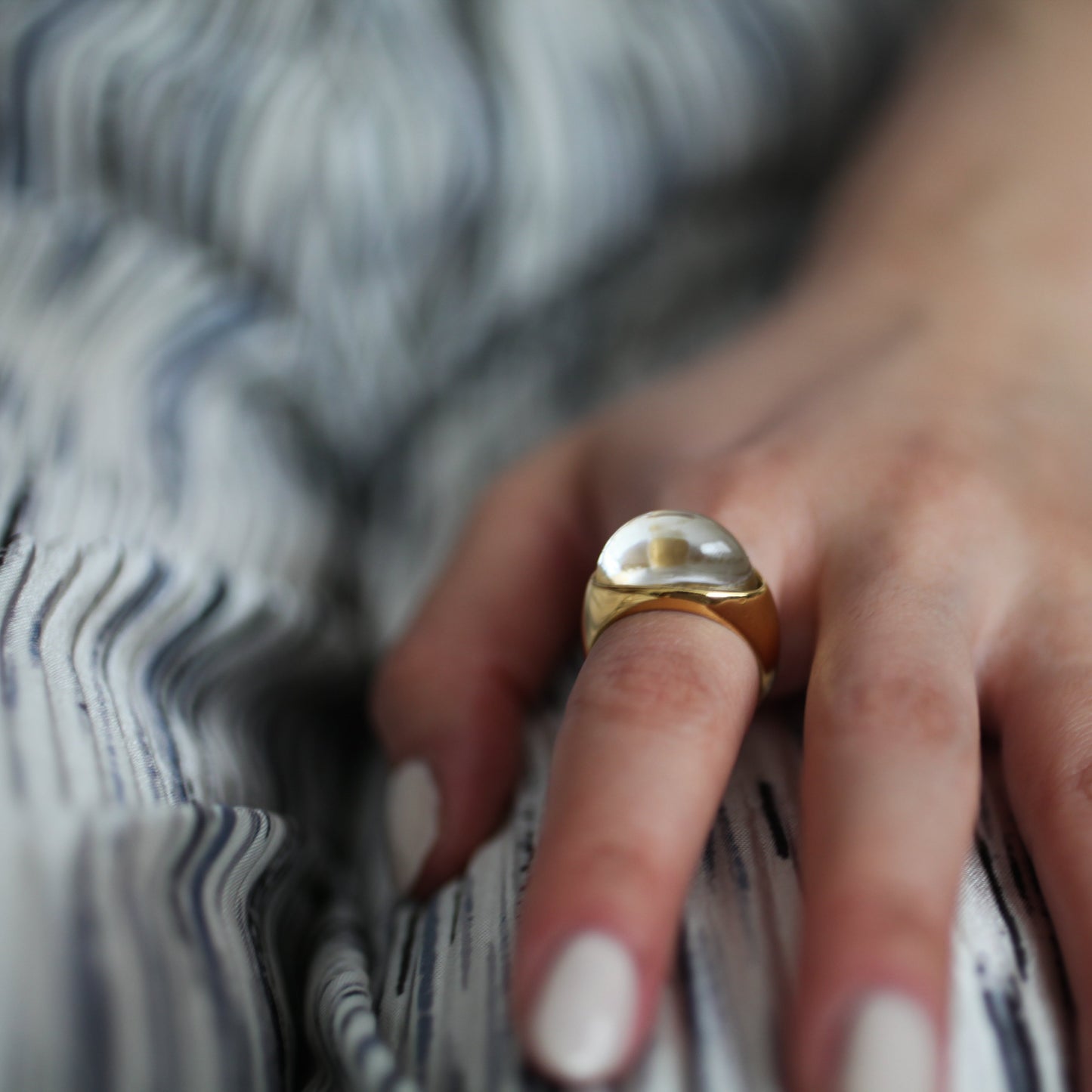 Clear resin ring 148 Gold