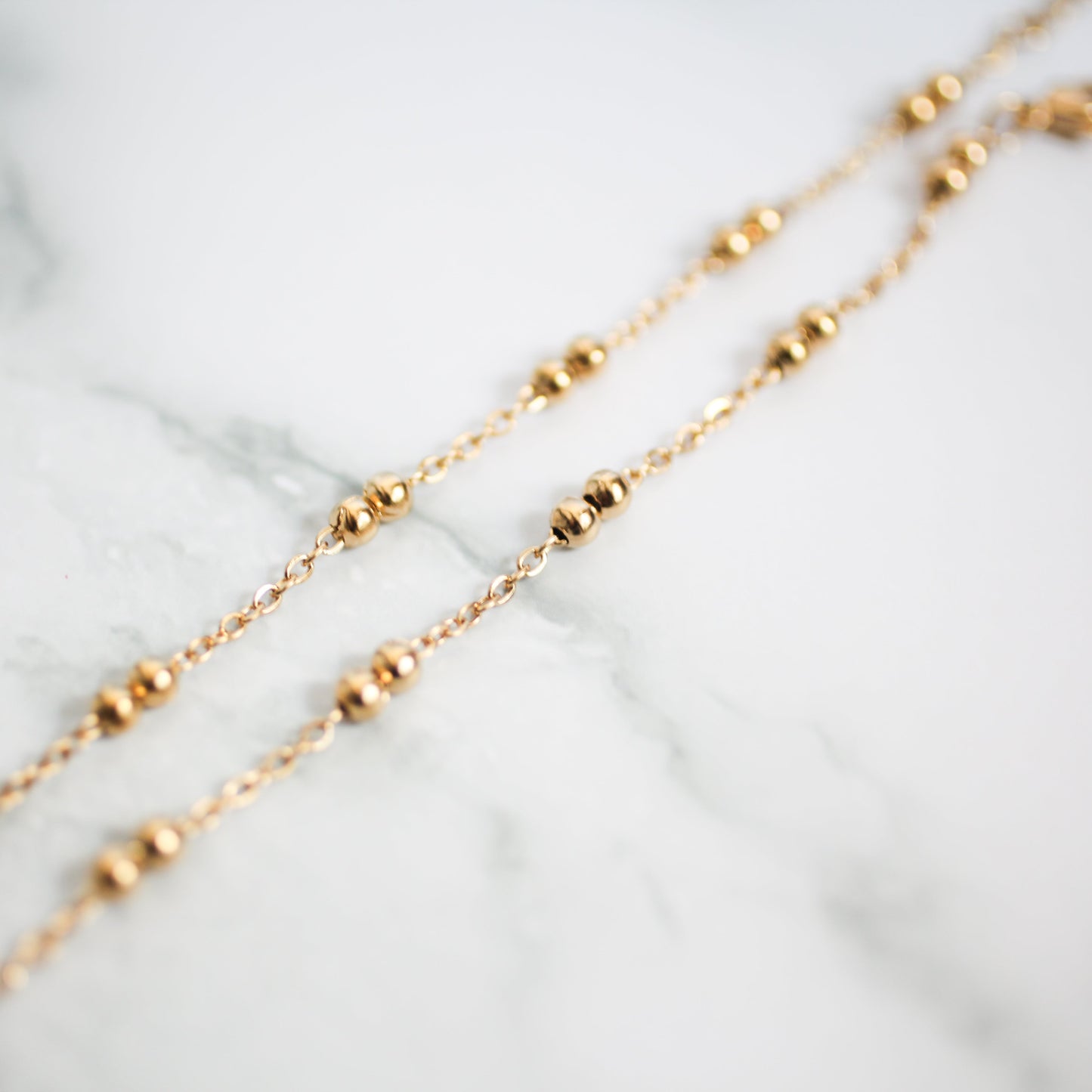 Mini bead necklace 116 Gold