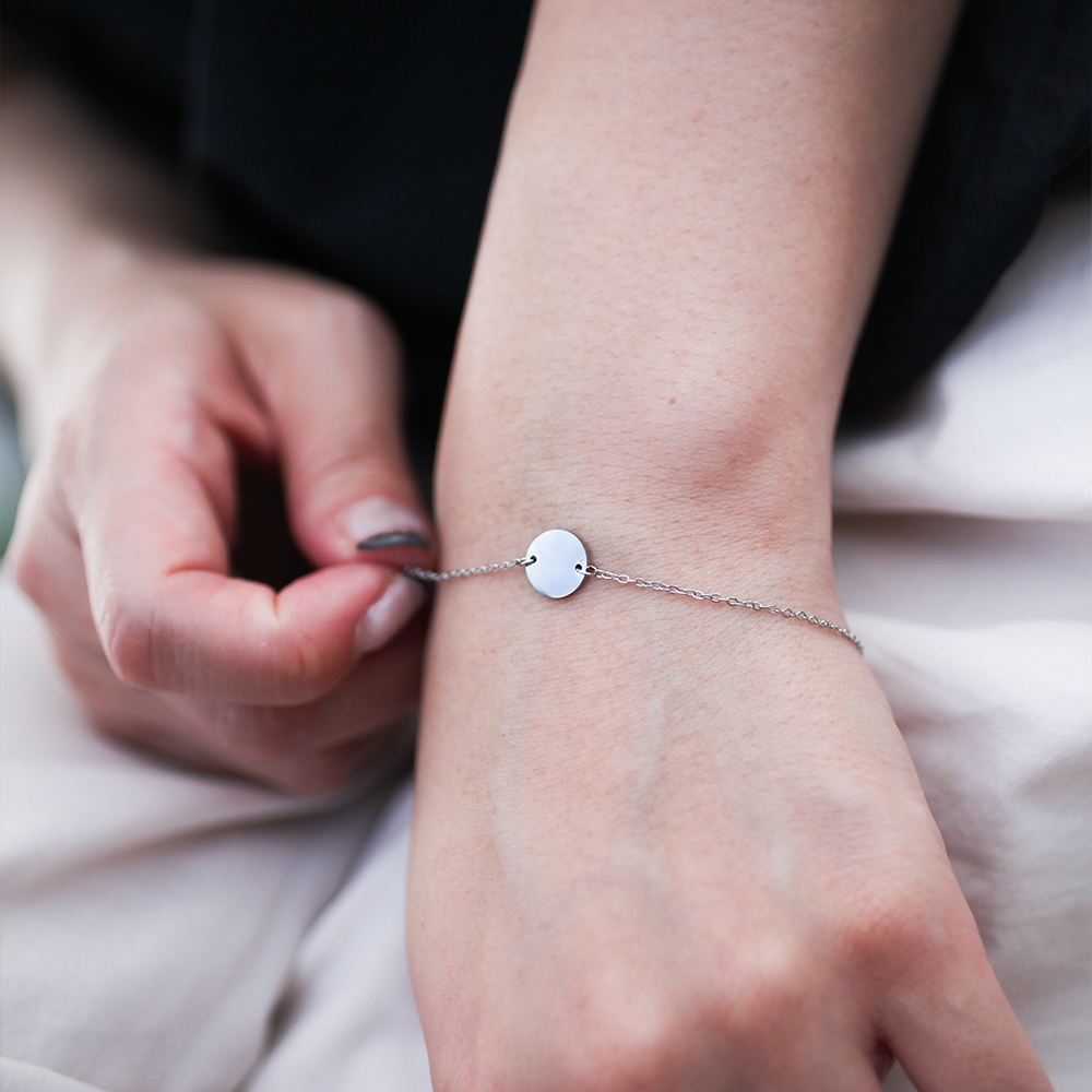 Circle charm bracelet 104 Silver