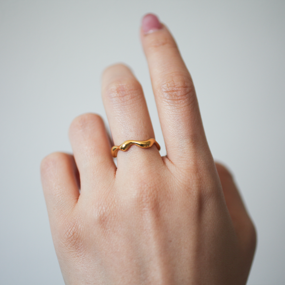 Wavy ring 017 Gold 【11月中旬再入荷予定】