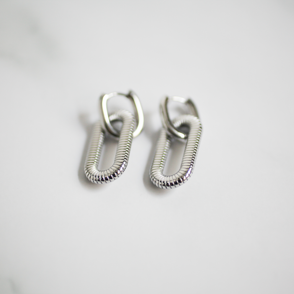 Spring oval pierce 127 Silver