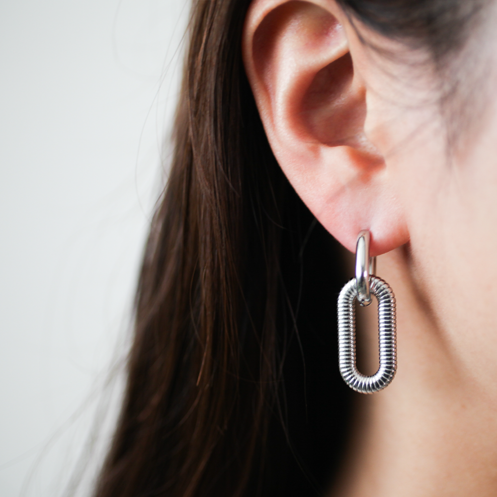 Spring oval pierce 127 Silver