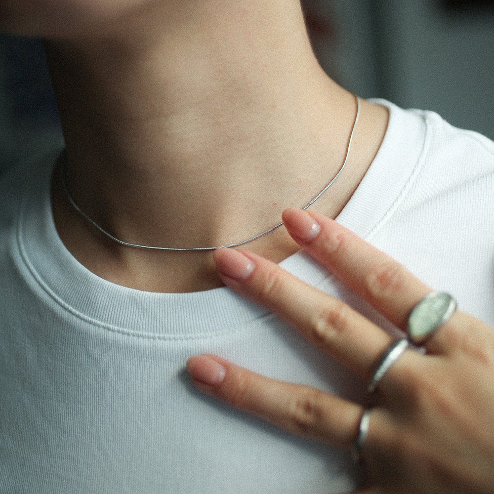 Silky trace necklace 137 Silver