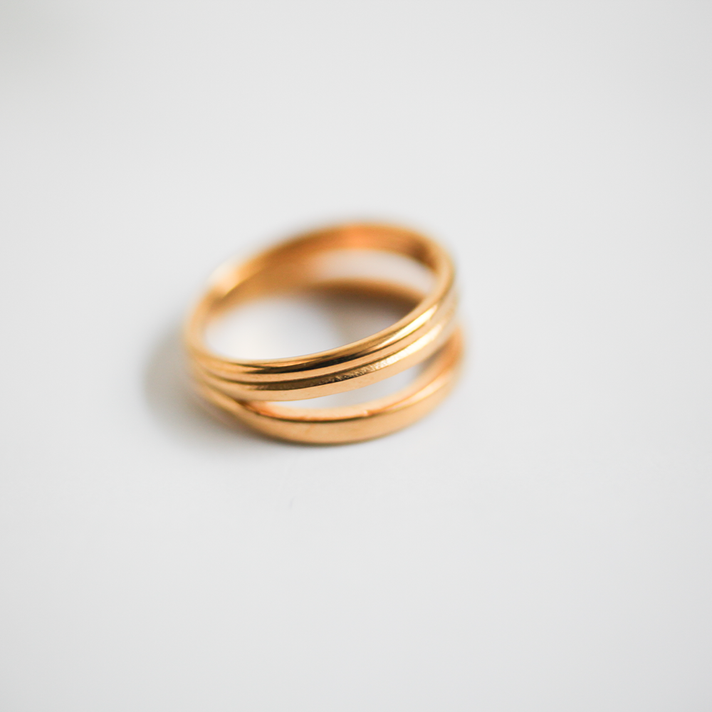 Layered gap ring 063 Gold