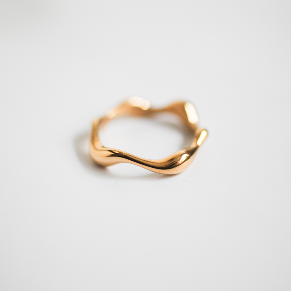 Wavy ring 017 Gold 【11月中旬再入荷予定】