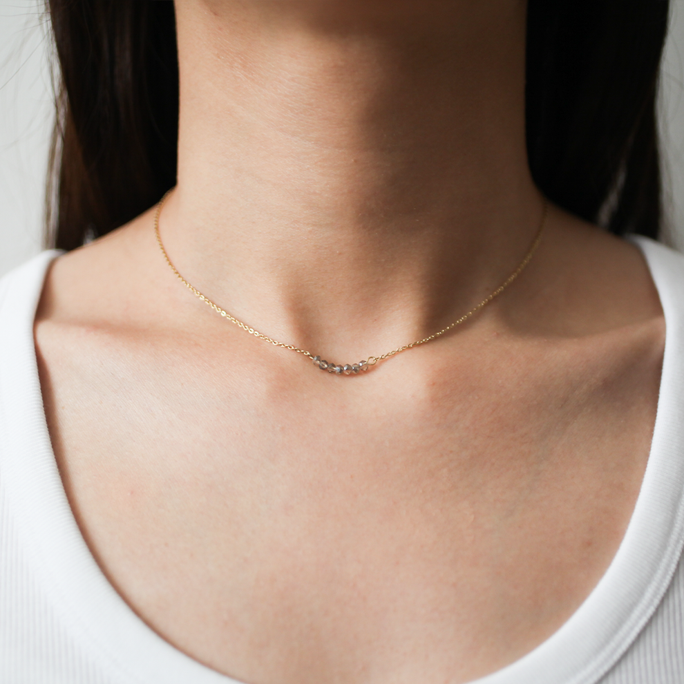 Crystal line necklace 134 Gold – Sai | Official online store