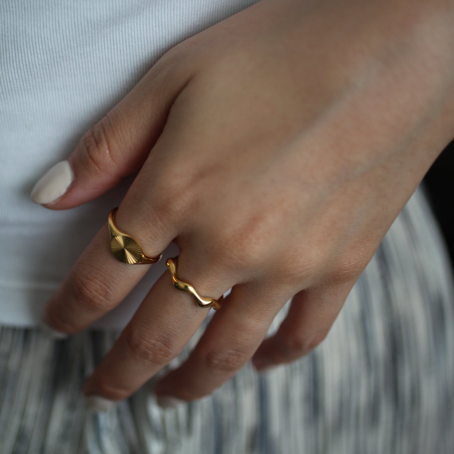 Wavy ring 017 Gold 【11月中旬再入荷予定】