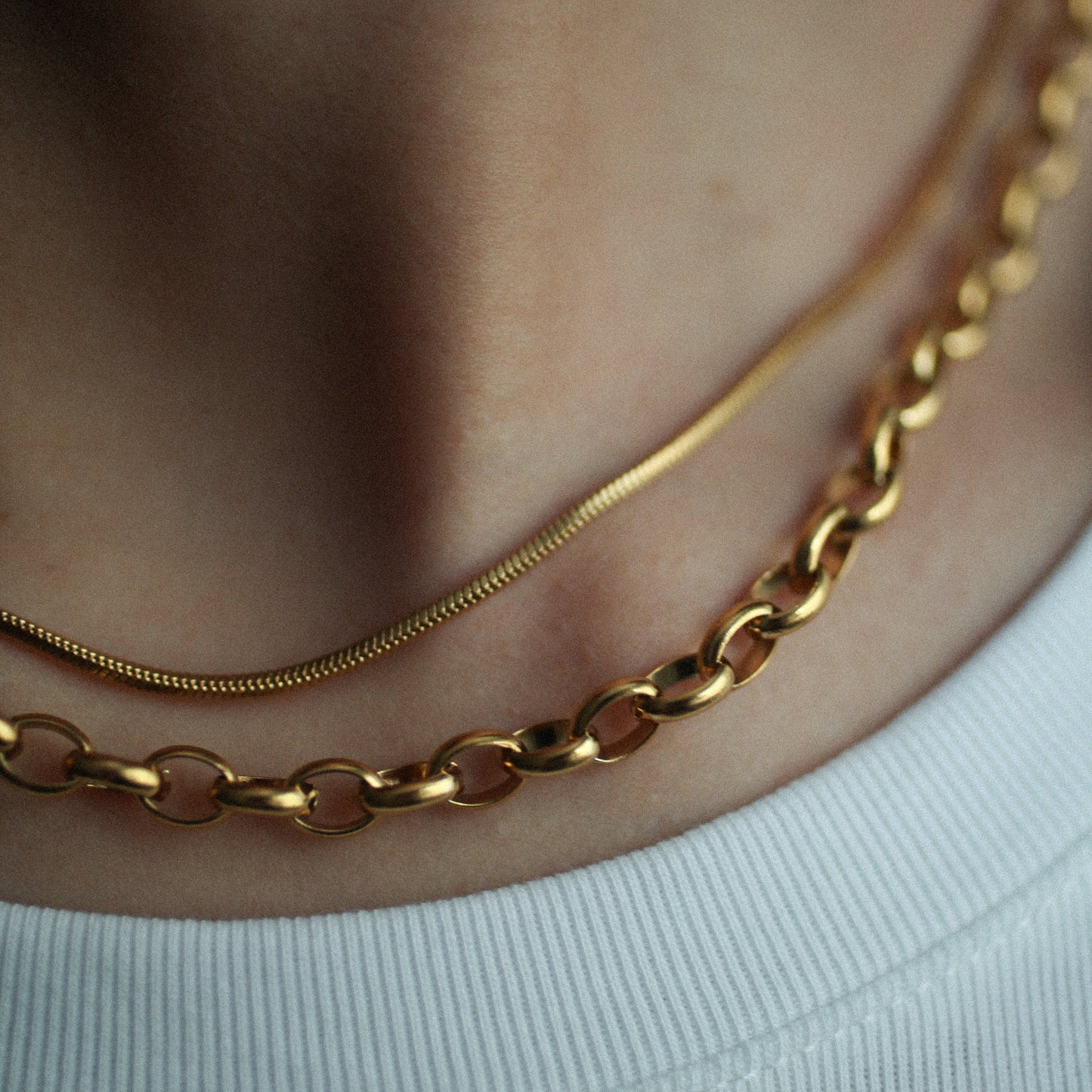 Regal drop necklace 190 Gold