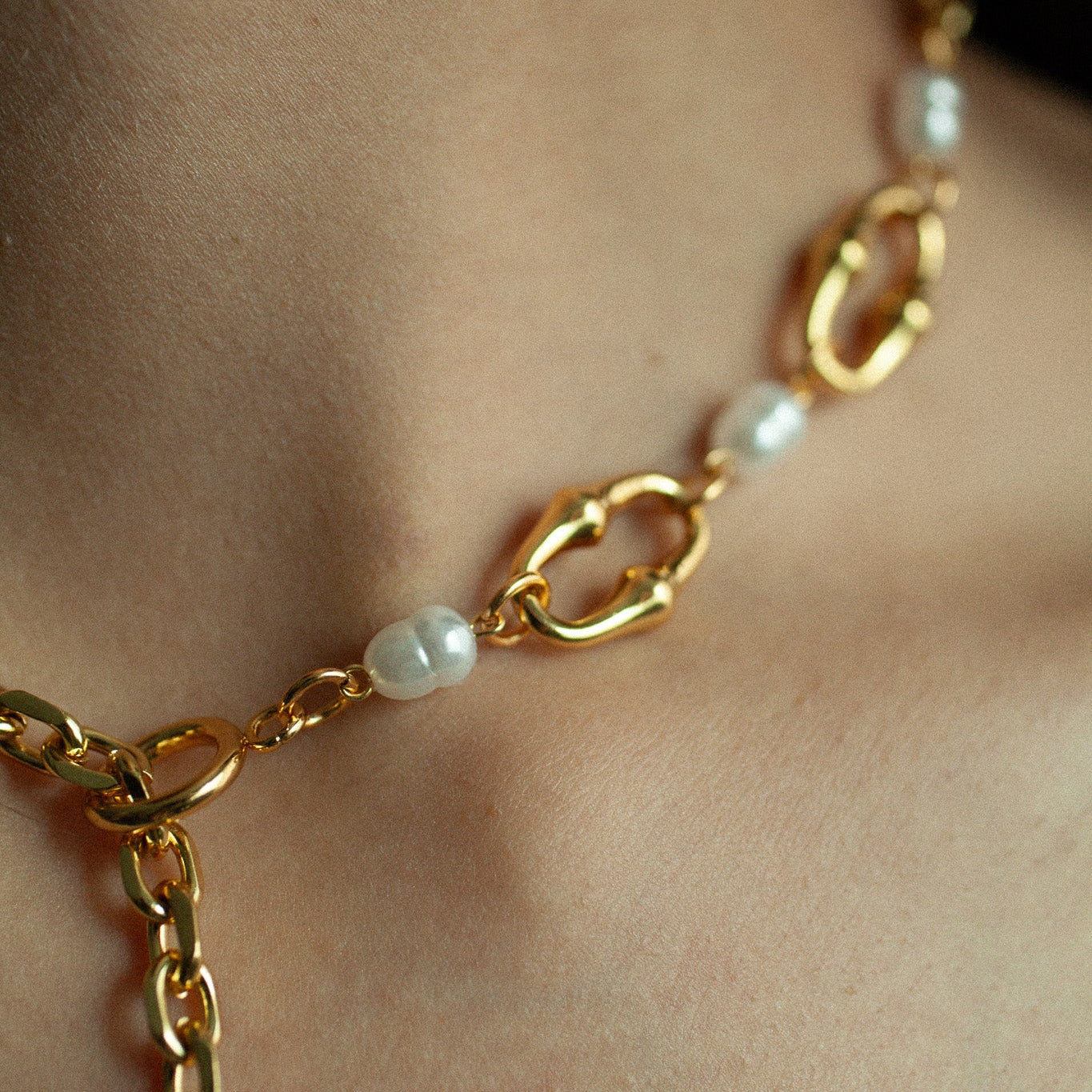 Lustre pearl necklace 191 Gold