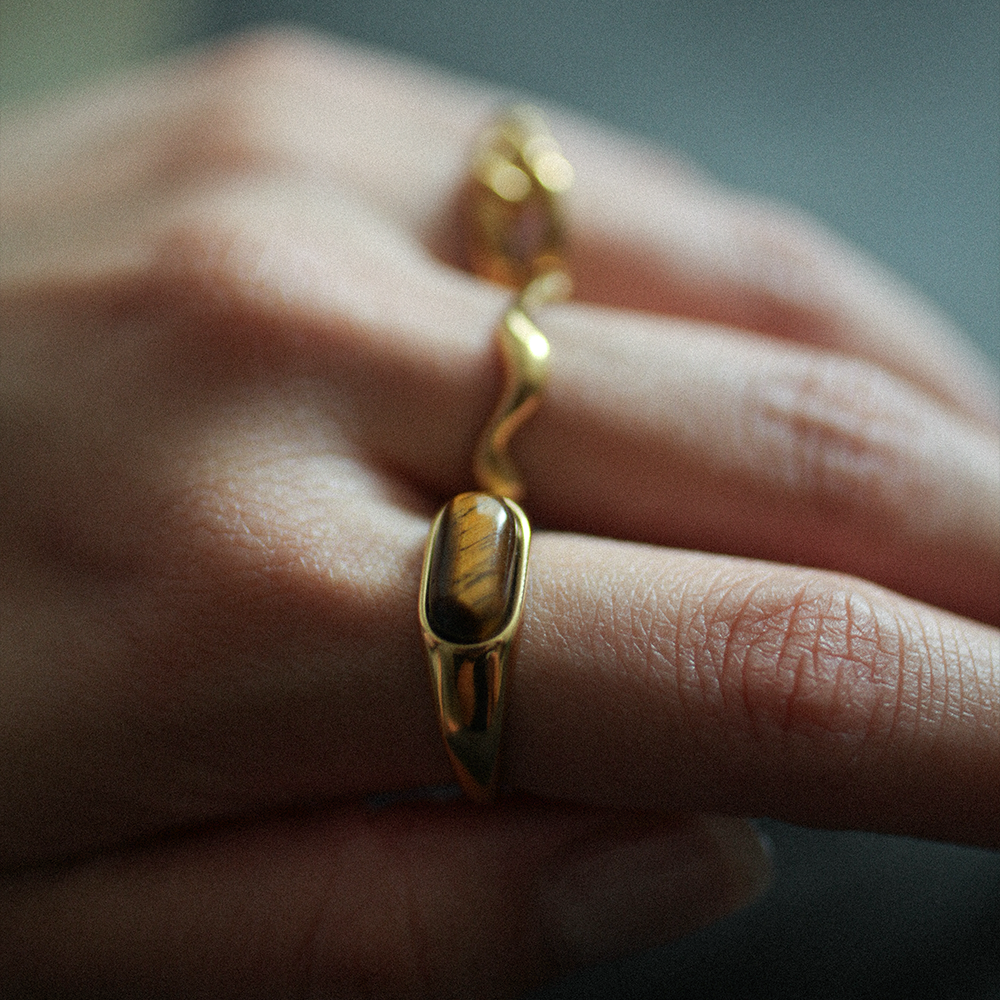 Tiger eye resin ring 292 Gold