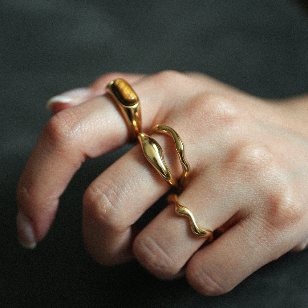 Wave open ring 245 Gold