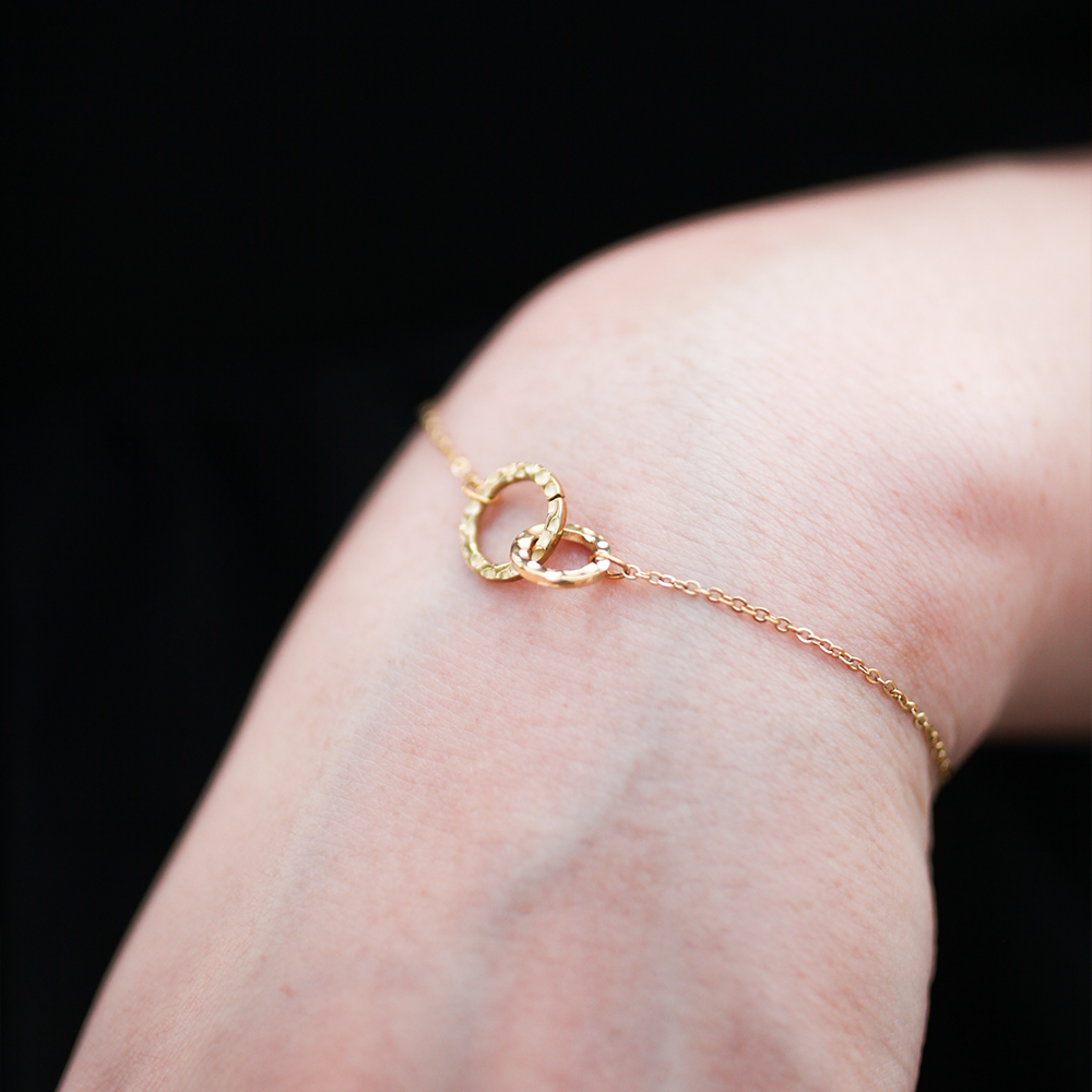 Linked circle bracelet 159 Gold